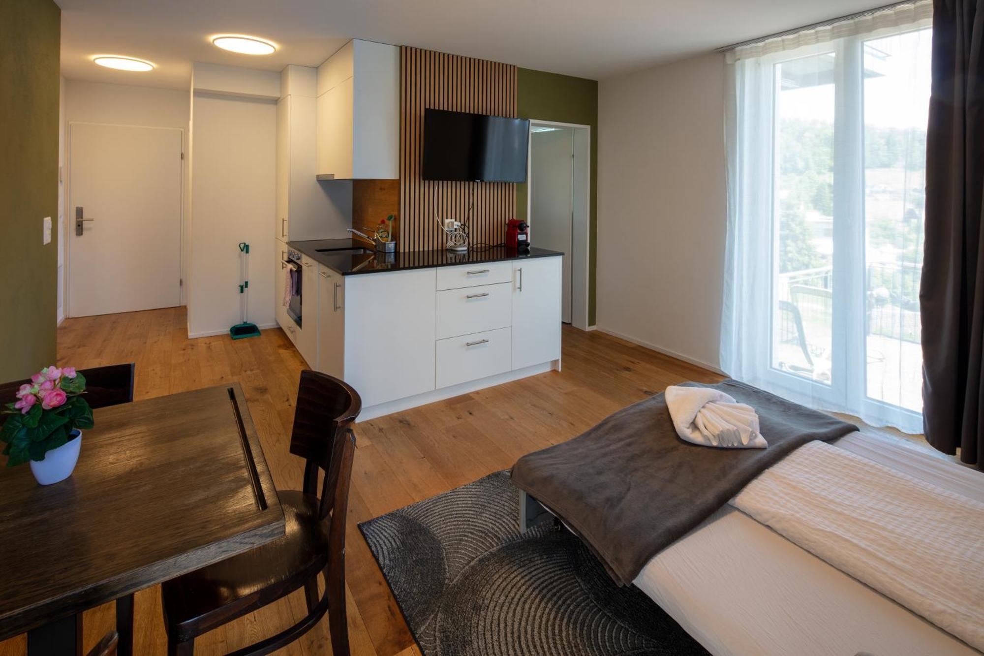 Berg & Berg Apartments - Spiez Self-Check-In Экстерьер фото